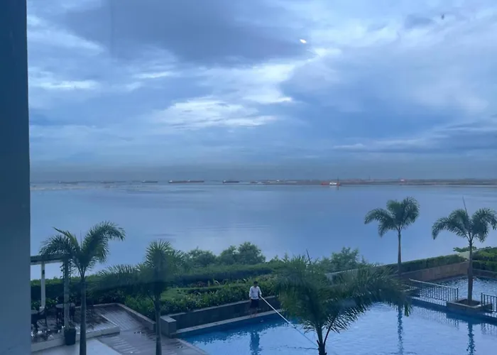 Apartamento 2br With Magnificent Bayview Garden View Near Okada, Solaire, Airports, Free Parking