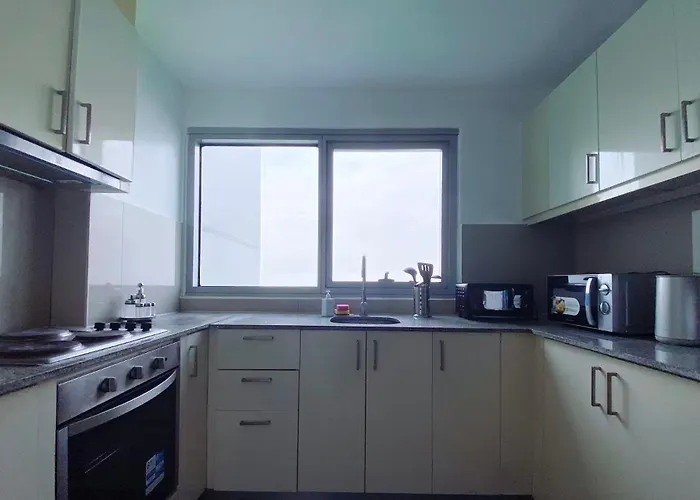 Apartamento 2br With Magnificent Bayview Garden View Near Okada, Solaire, Airports, Free Parking Manila